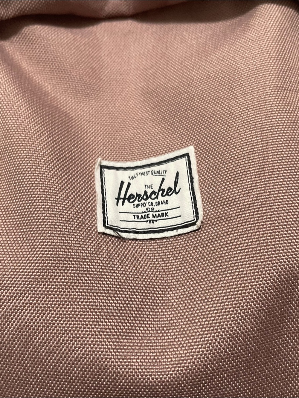 Herschel Supply Company Classic Backpack in Dusty Pink